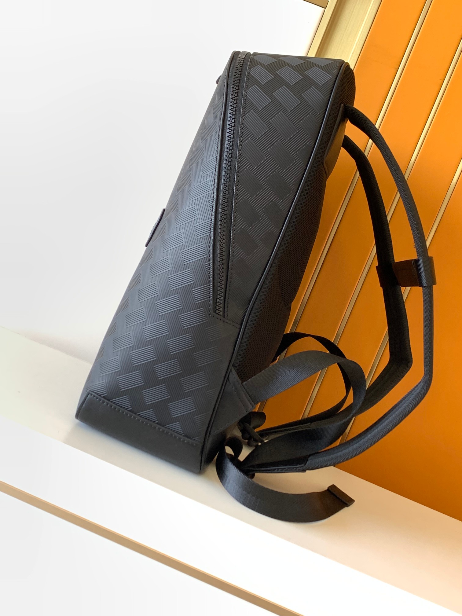 미니멀리스트 블랙 엠보싱 백팩 남성용 세련된 노트북 배 - Leather Work Rucksack Mens 리뷰 및 가격